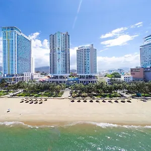 The Sea Luxury Апартаменты Нячанг