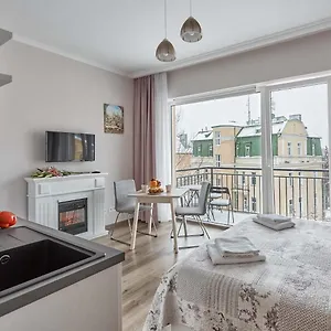 Apartment With Ap. Dvorakova 