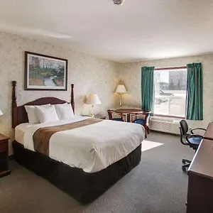 Ramada By Wyndham Edmonton Airport Hotel Nisku