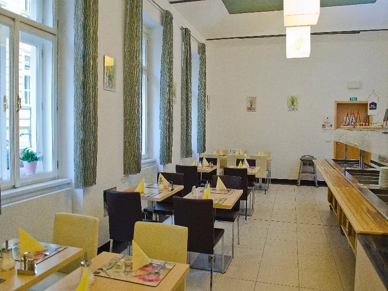 Hotel Pav Prague