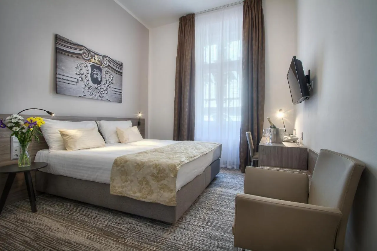 Hotel Pav Prague 3*,  Czech Republic